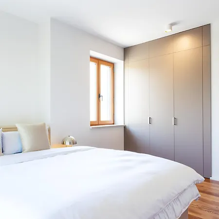 Apartment Trulyspace - Modernes Am Rathausplatz, Terrasse, Fahrstuhl *